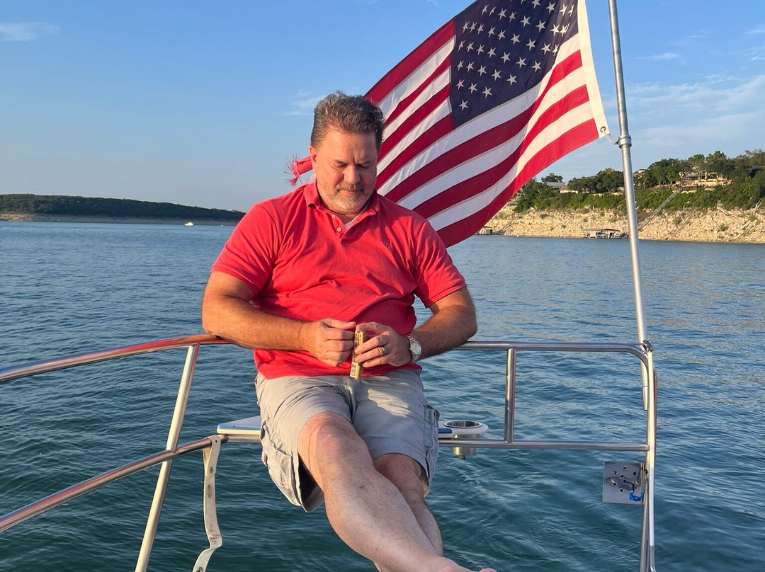 Sail Austin Charters - Private Tours-Lakeway必去景点