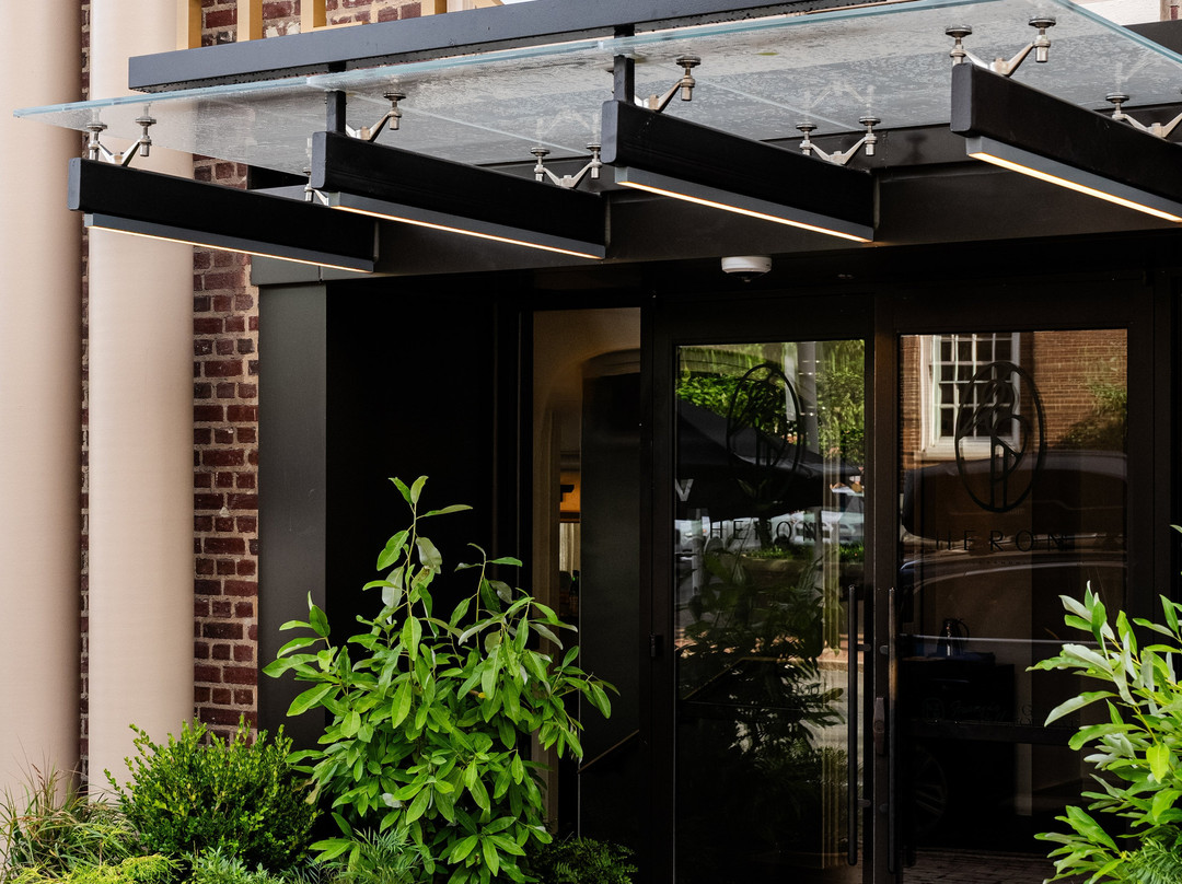 Hotel Heron Old Town Alexandria