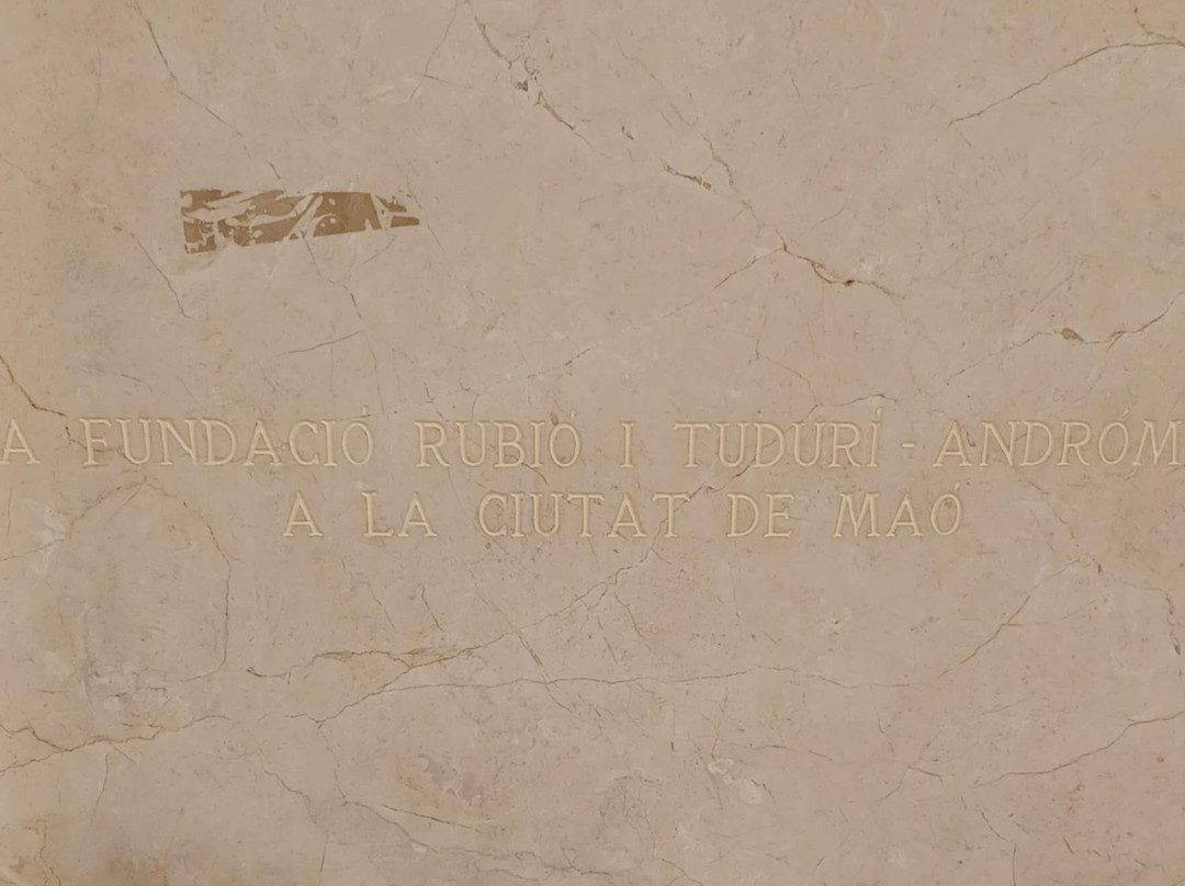 Monument a la Cupletista-Mahon必去景点