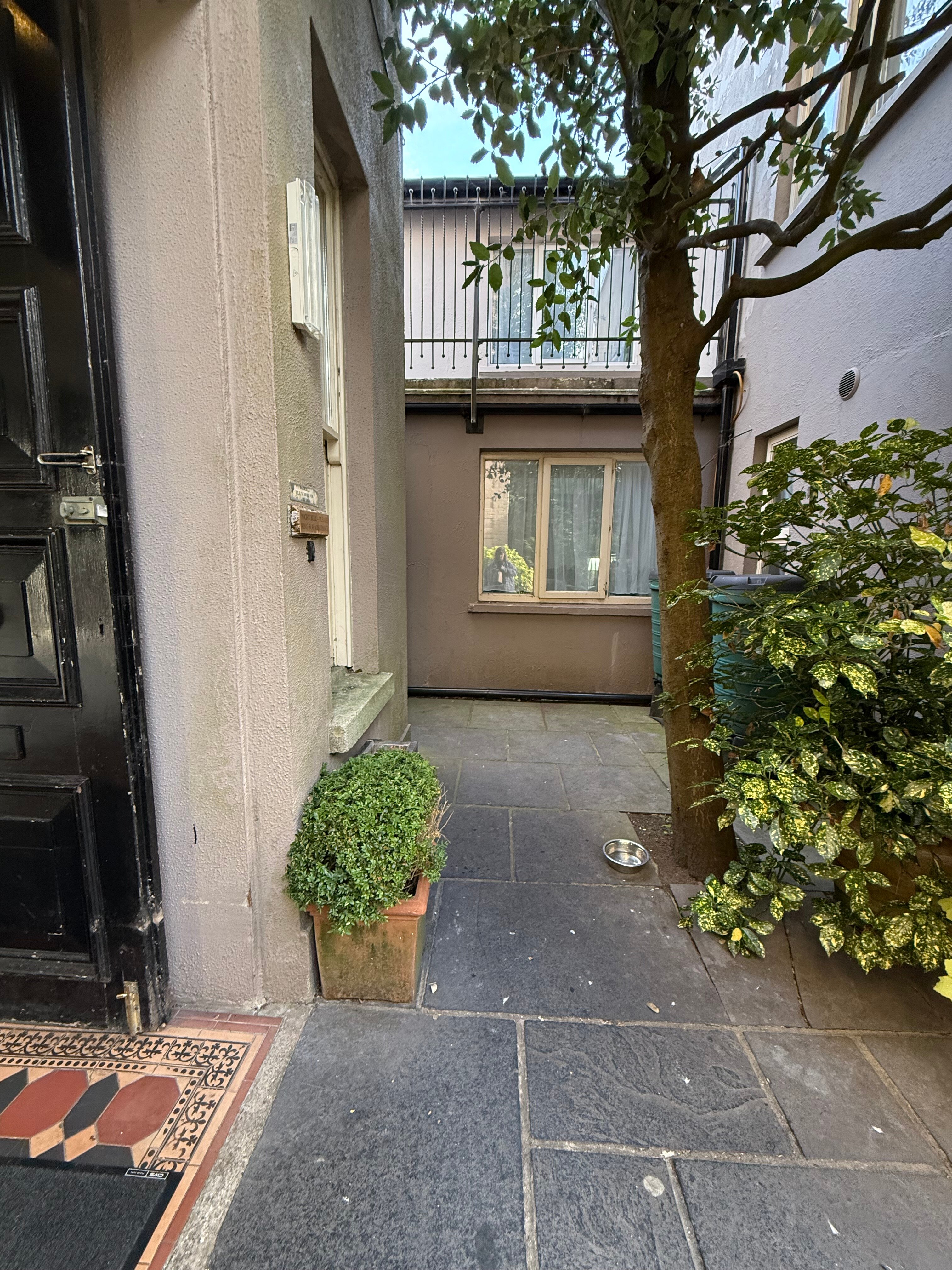河畔小屋酒店-客卧