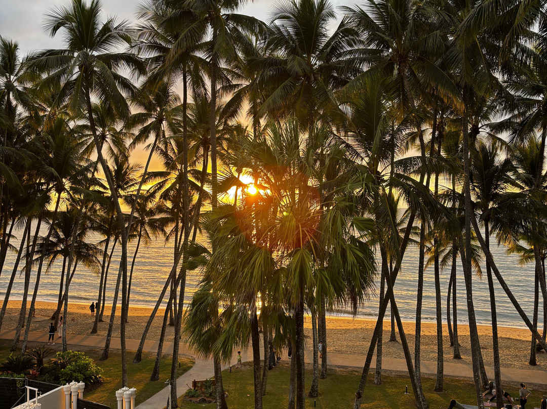 阿拉曼达棕榈湾兰斯摩尔酒店主图