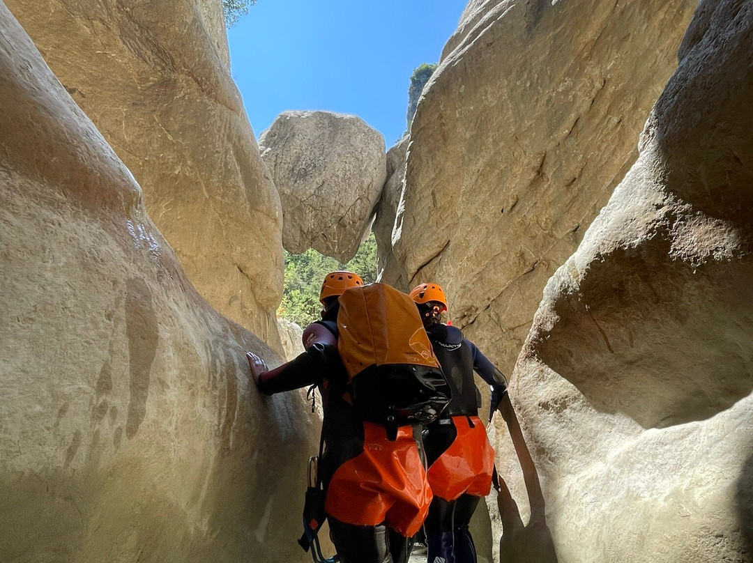 Bureau des Guides de Canyon-卡斯特亚纳必去景点