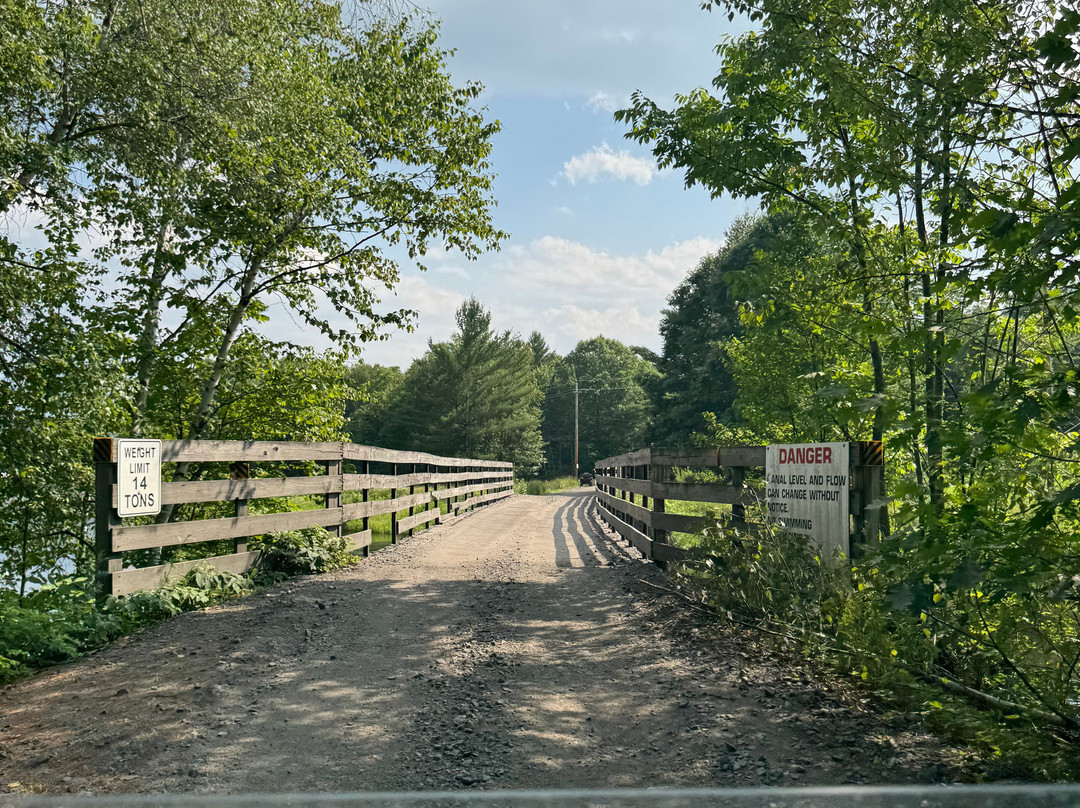 Northeast Snowmobile & ATV Rentals-Gorham必去景点