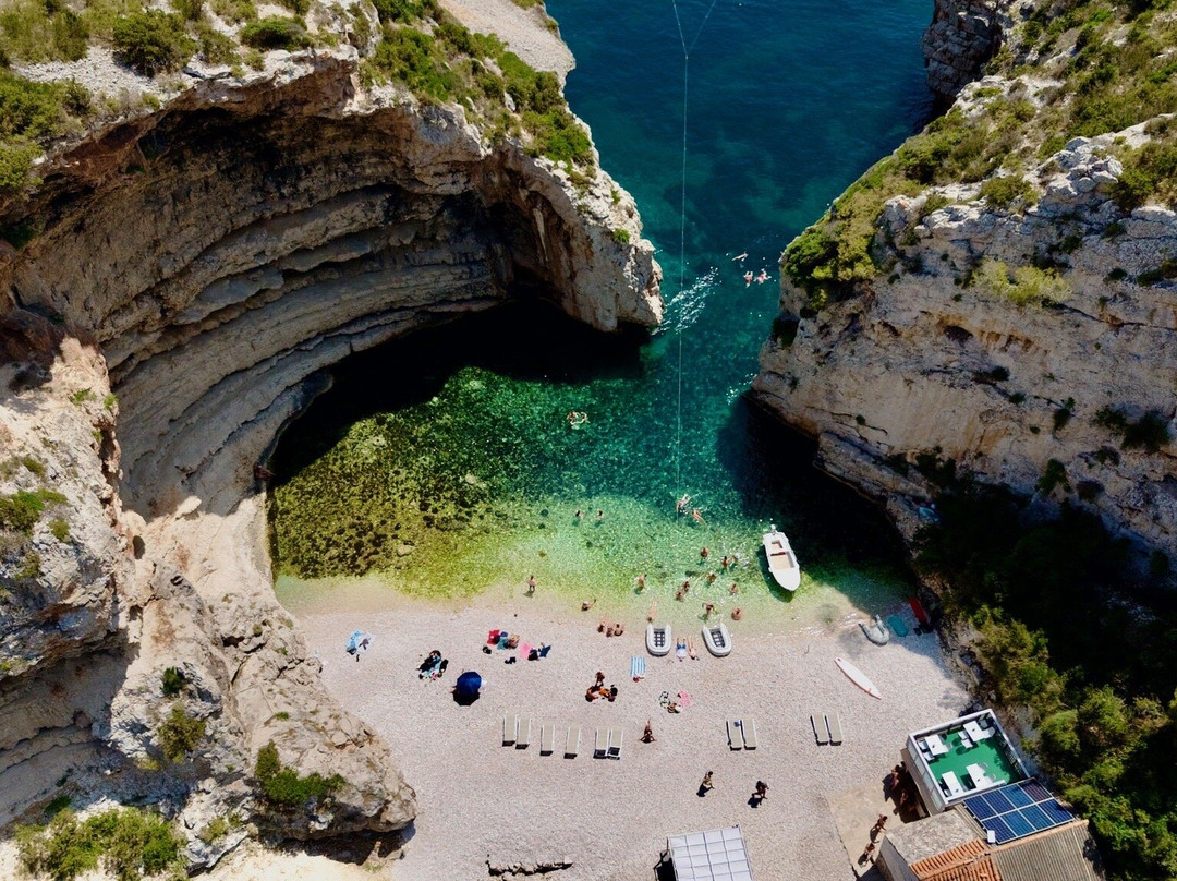 Kaukal-Komiza必去景点