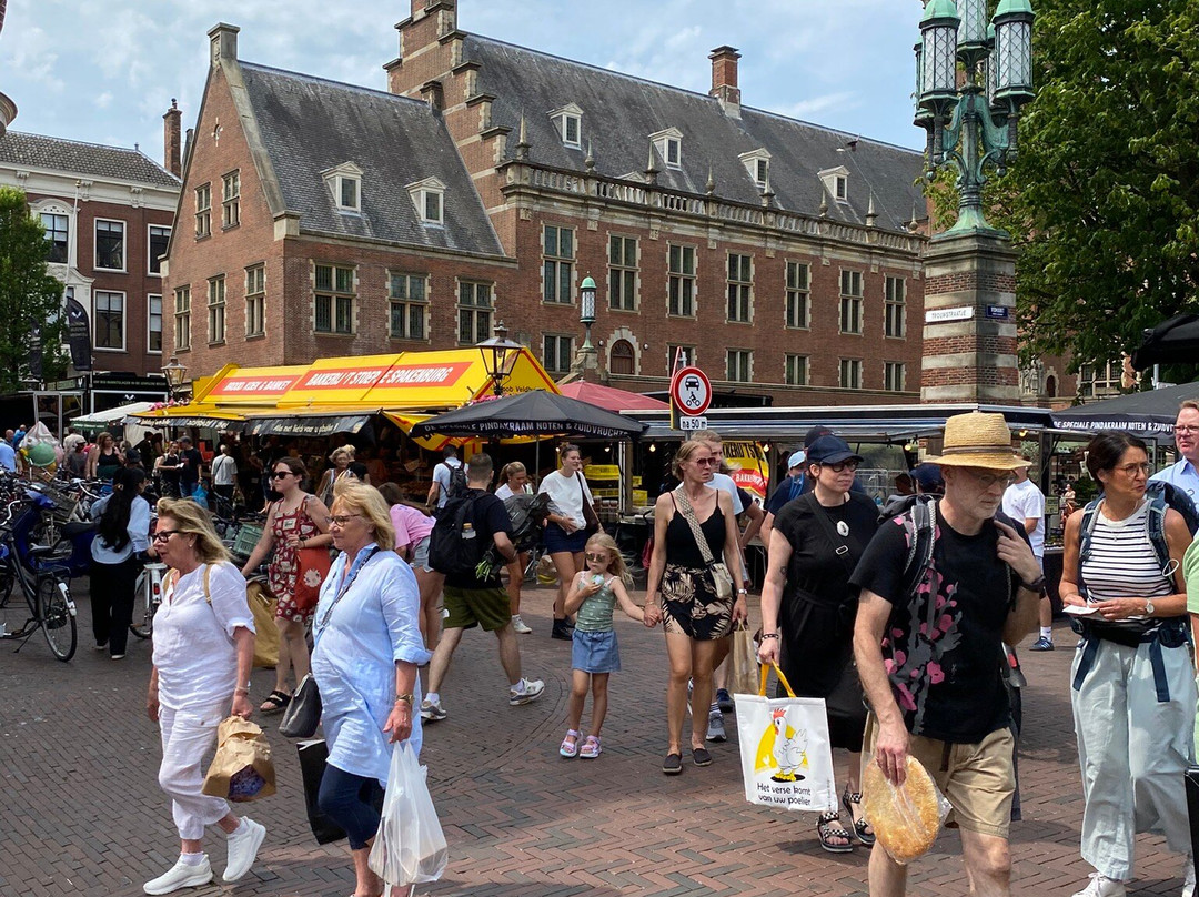 Leiden Street Market-莱顿必去景点