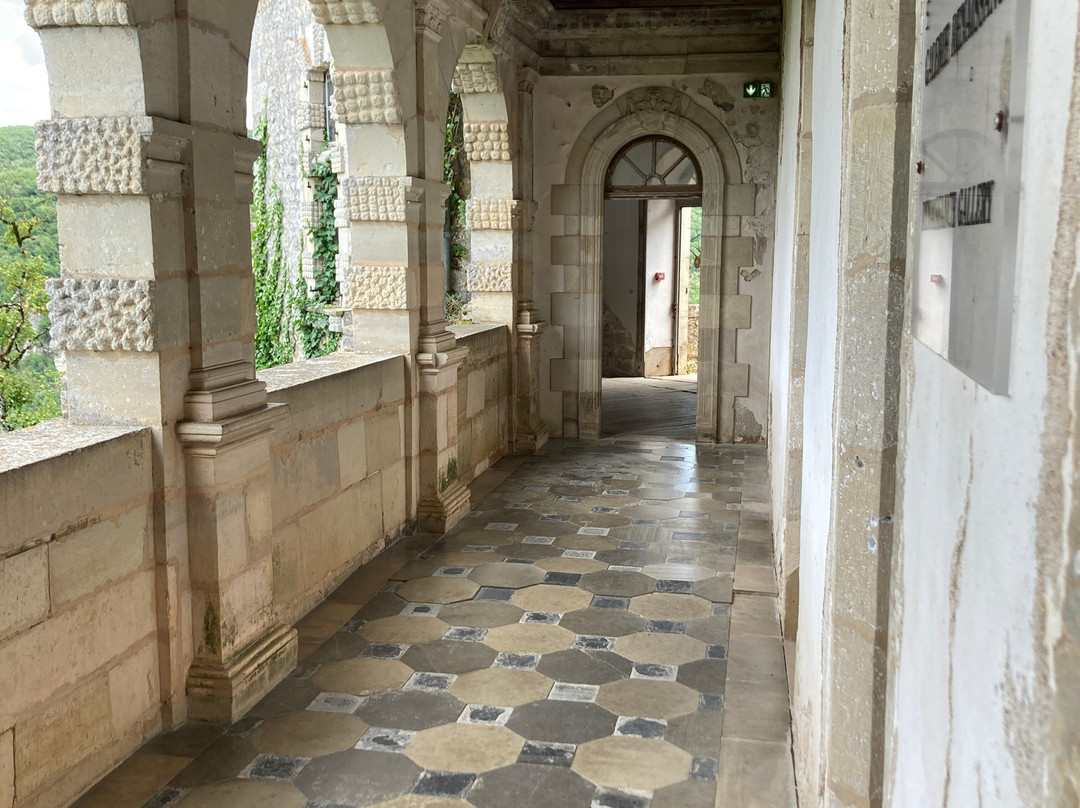 Les Châteaux de Bruniquel-Bruniquel必去景点