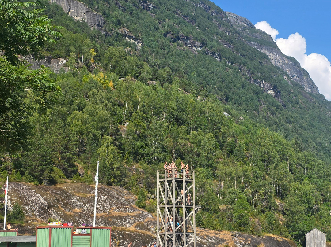 Hellesylt Badehus-Hellesylt必去景点