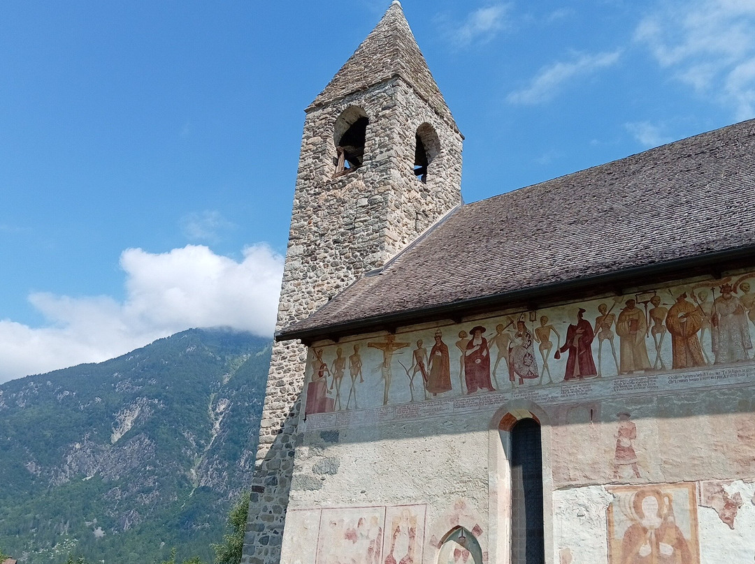 Chiesa di San Vigilio-平佐洛必去景点