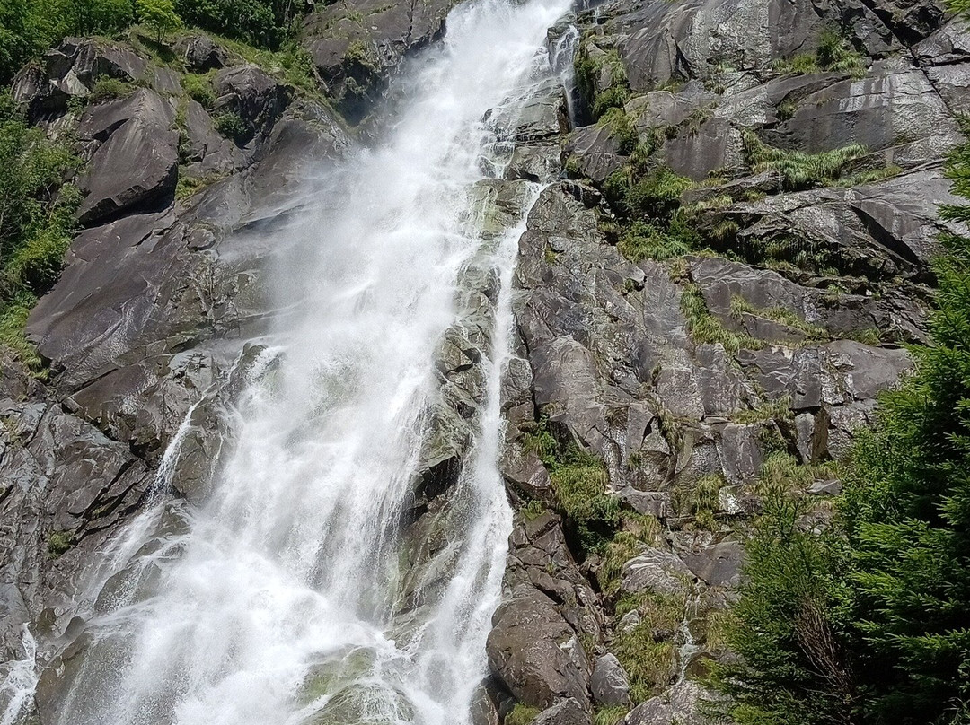 Nardis Waterfalls-Carisolo必去景点