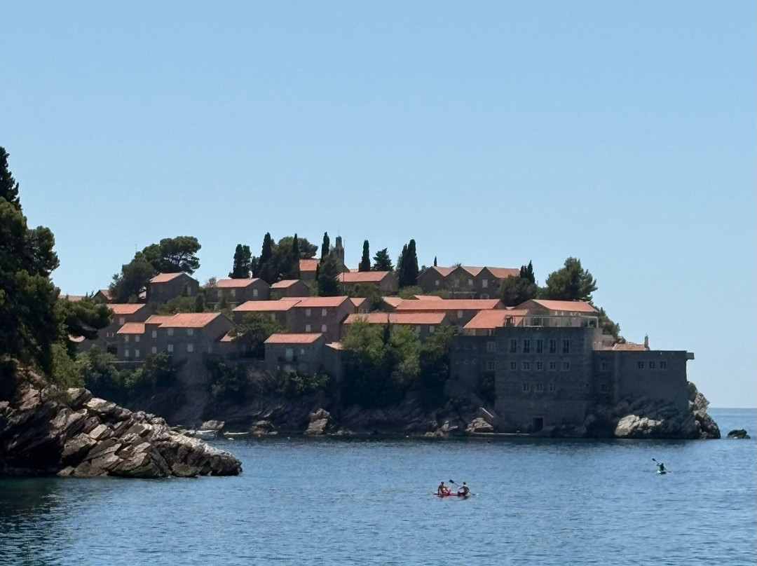 King’s Beach-Sveti Stefan必去景点