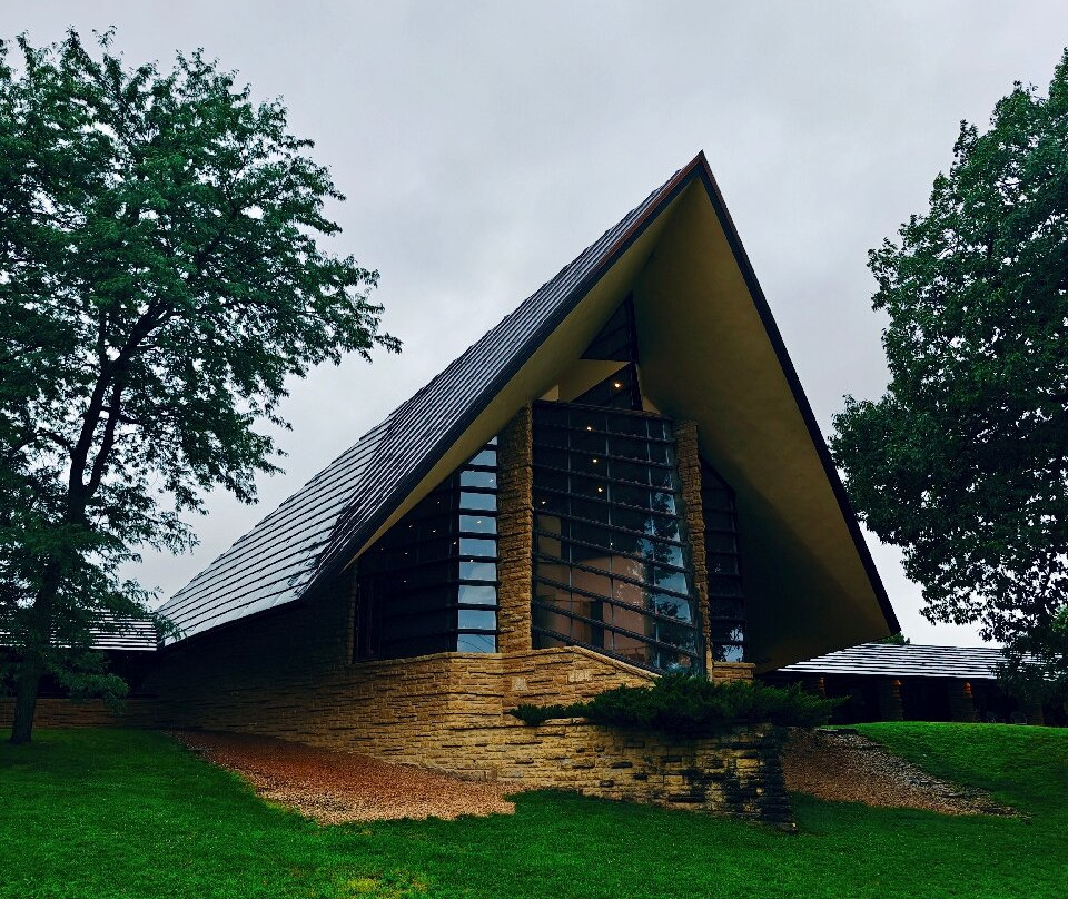 Frank Lloyd Wright's Unitarian Meeting House-麦迪逊必去景点