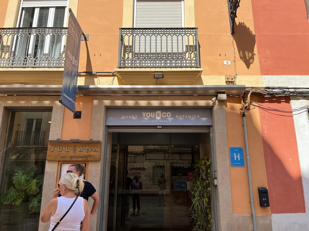 植物园休闲艺术酒店主图