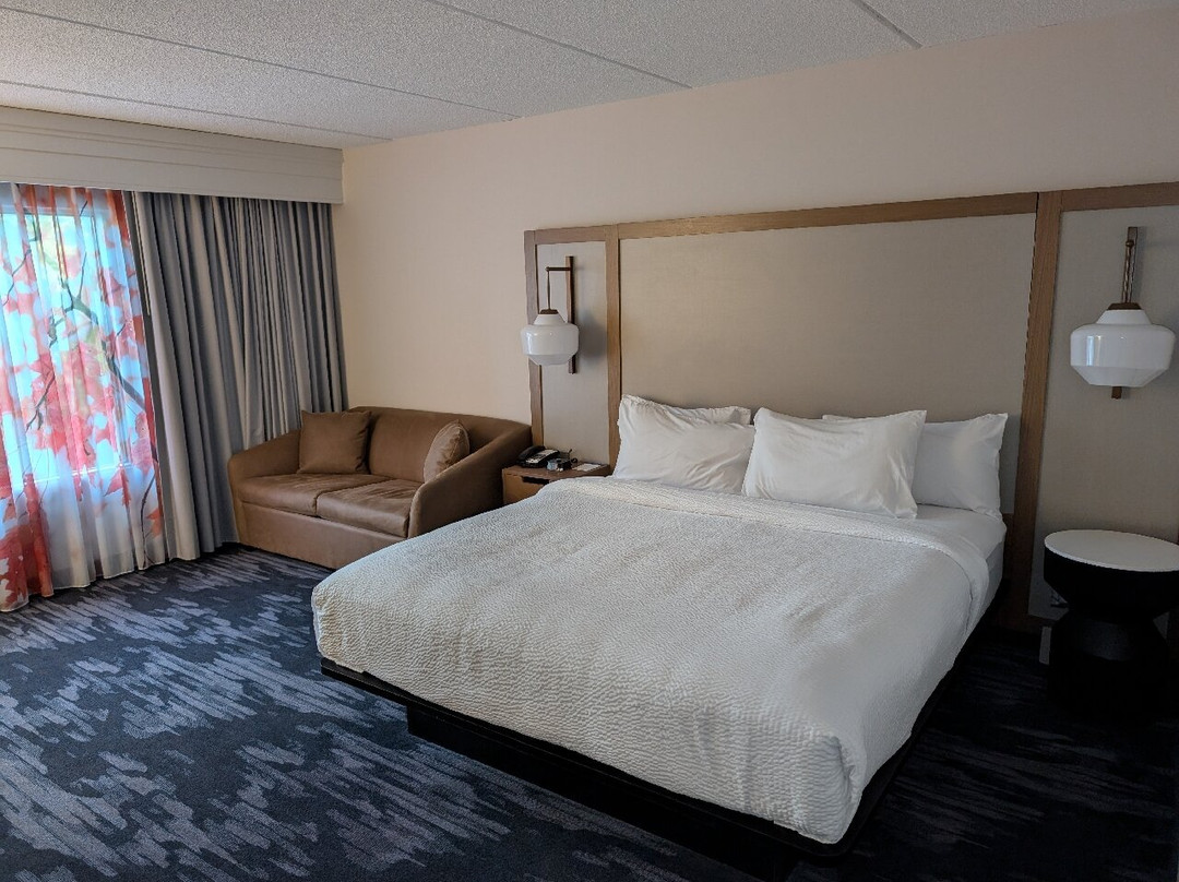 奥尔巴尼机场万怡酒店主图