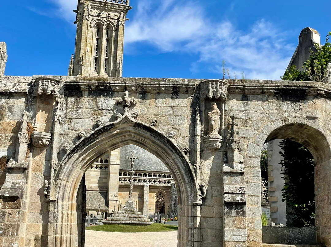Eglise Saint-Jean-Baptiste-Saint-Jean-du-Doigt必去景点