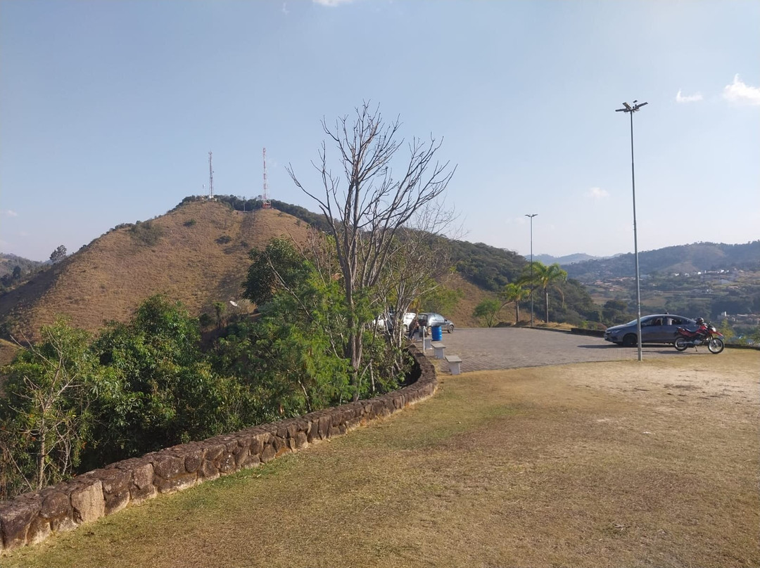 Mirante Do Cristo-Monte Alegre do Sul必去景点