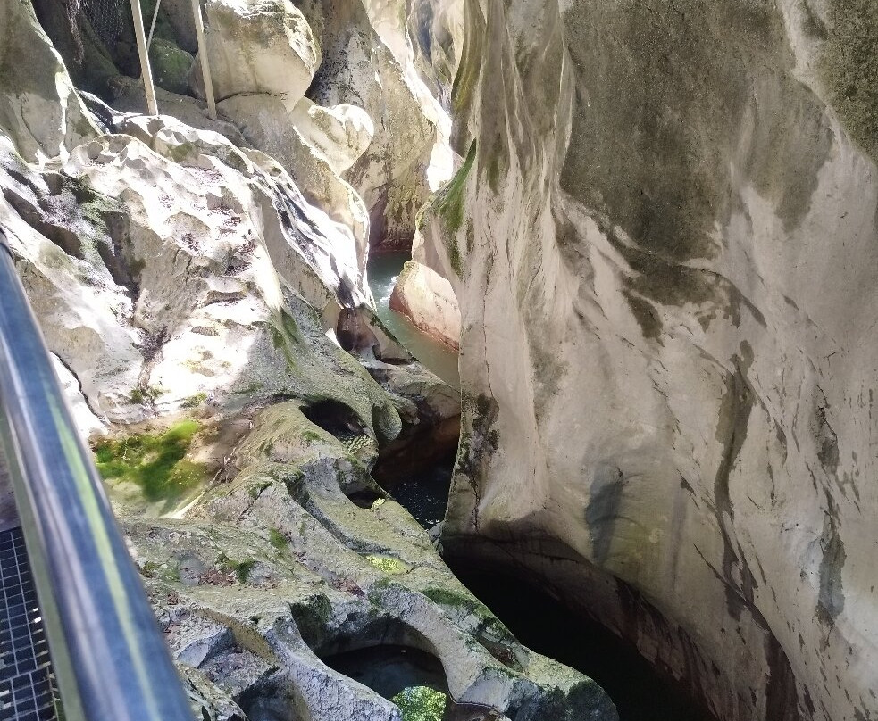 Gorges du Pont du Diable-La Vernaz必去景点
