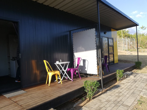 SleepOver KMIA主图