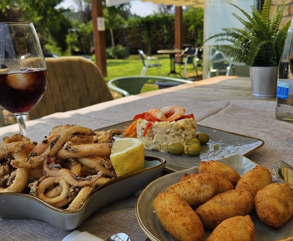 Hotel Valle De Cabezon主图