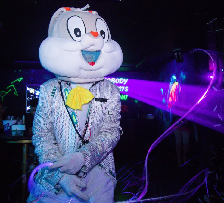 Neon Nights Bar Club-马卡蒂必去景点