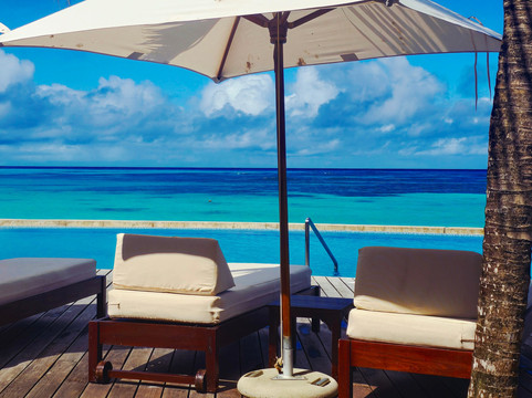 Denis Private Island主图