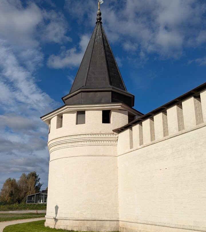 Staritskiy Holy Dormition Monastery-Staritsa必去景点