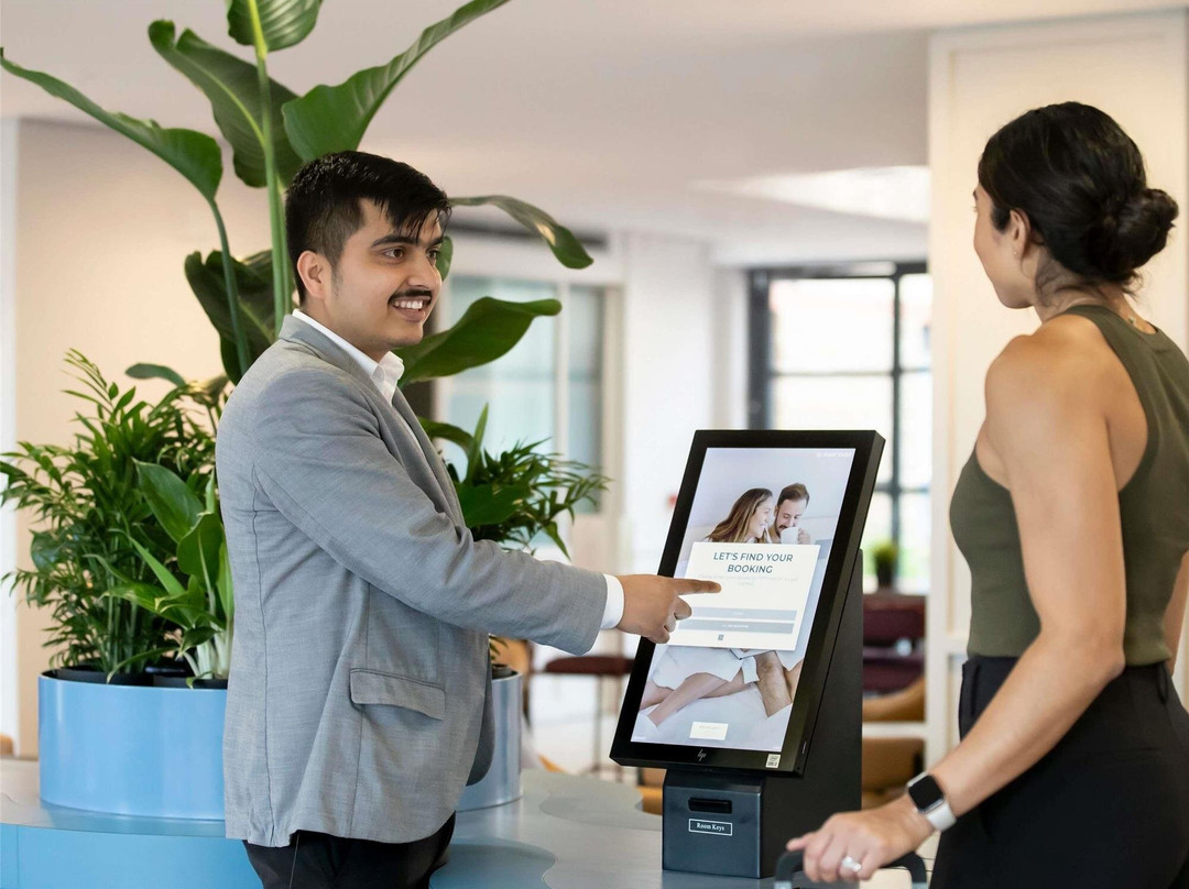 悉尼曼利 Warringah 美居酒店主图