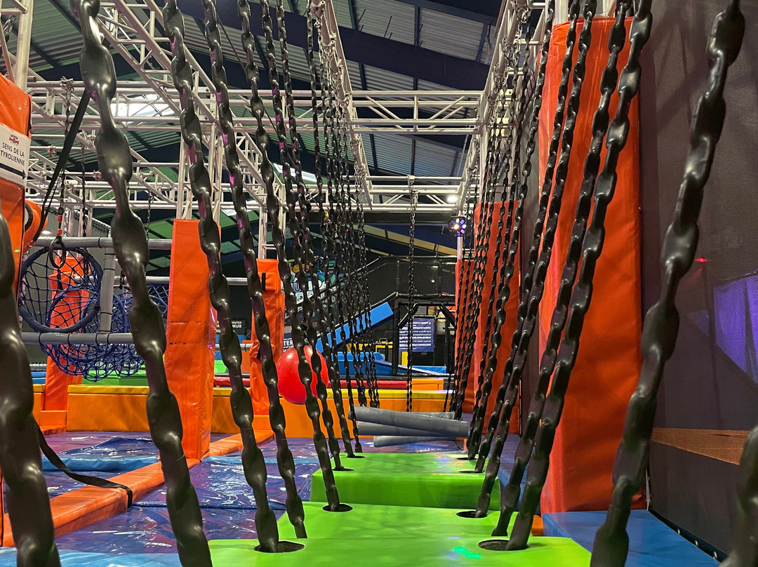 Jump Arena-Begles必去景点