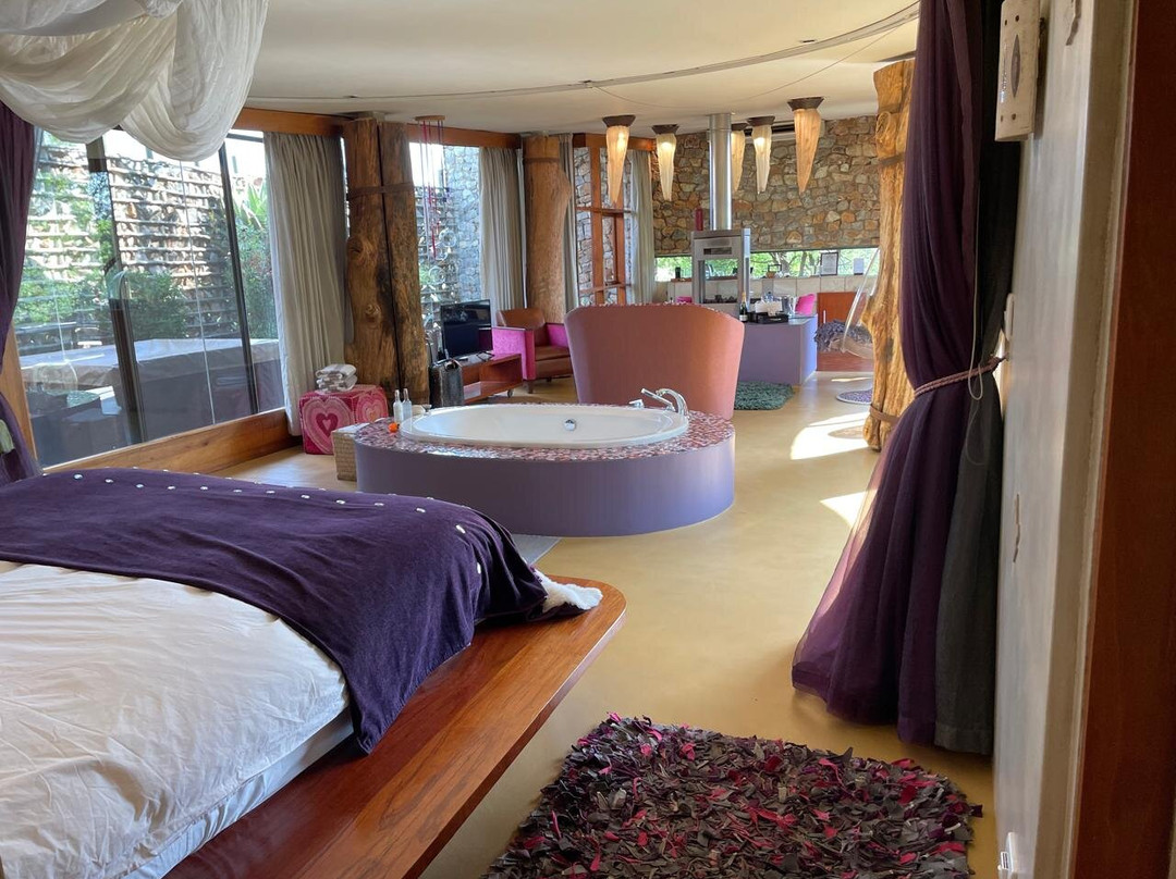 男人论坛精品酒店主图