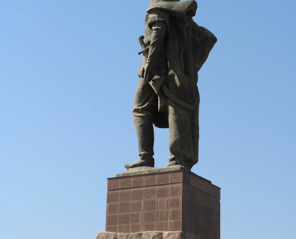 Statue of Amir Timur-沙赫利苏伯兹必去景点