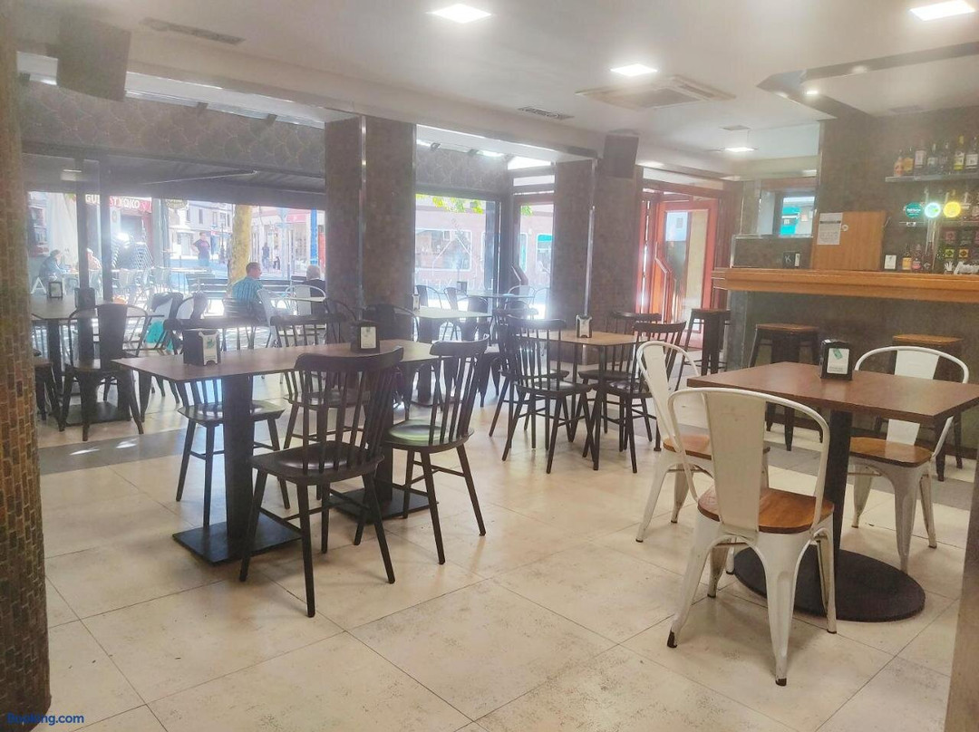 Hotel Lauxeta Berria