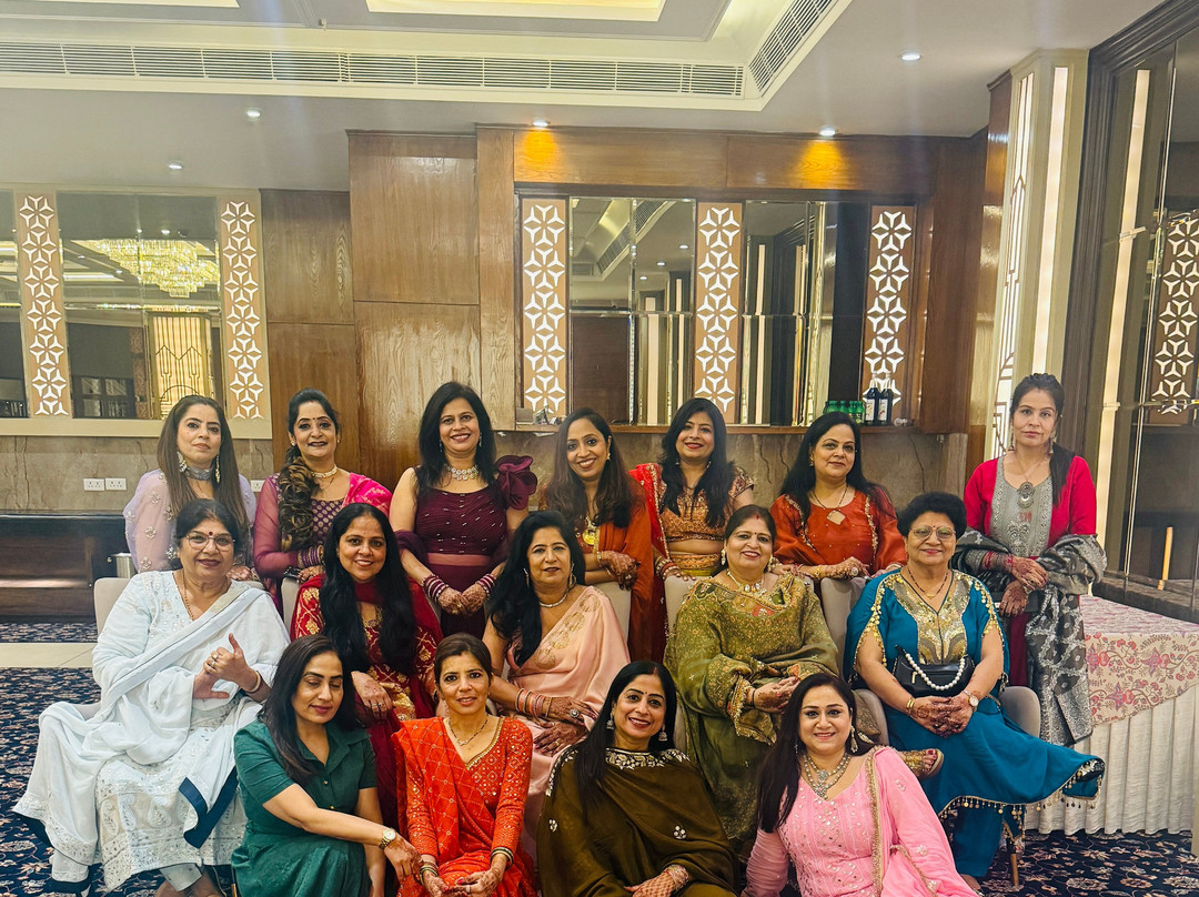 Deventure Hotel Karnal主图