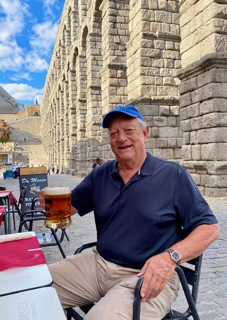 塞壬海妖酒店主图