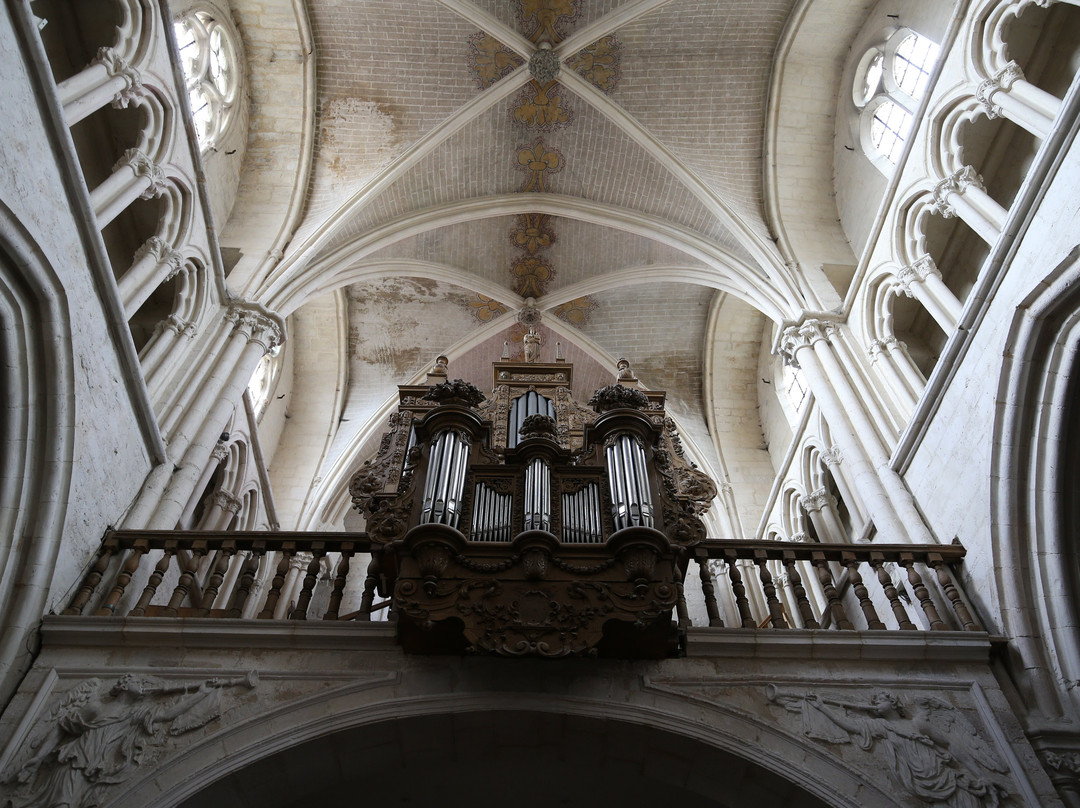 Eglise Notre Dame-Auxonne必去景点