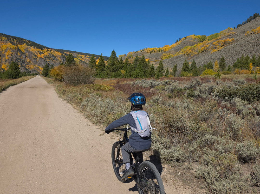 Apex Mountain School-Avon必去景点