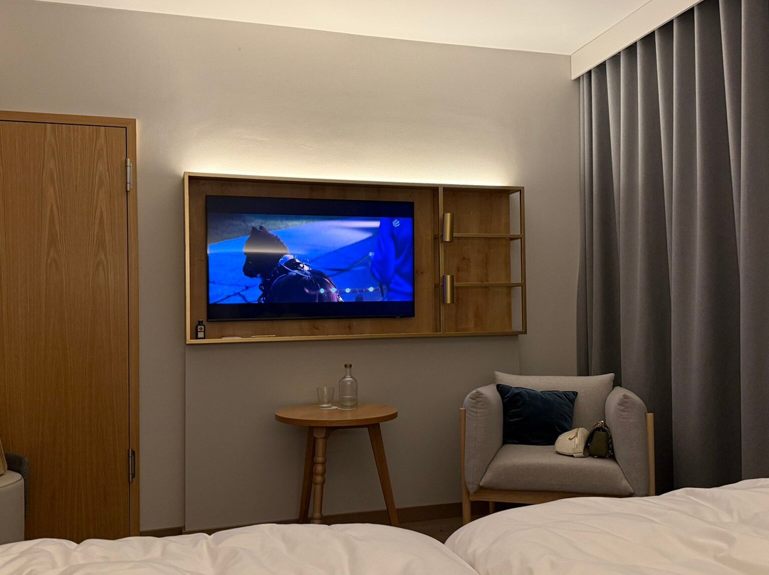 Caro & Selig, Tegernsee, Autograph Collection主图