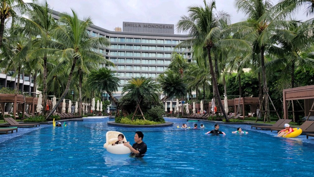 Shilla Monogram Danang-泳池