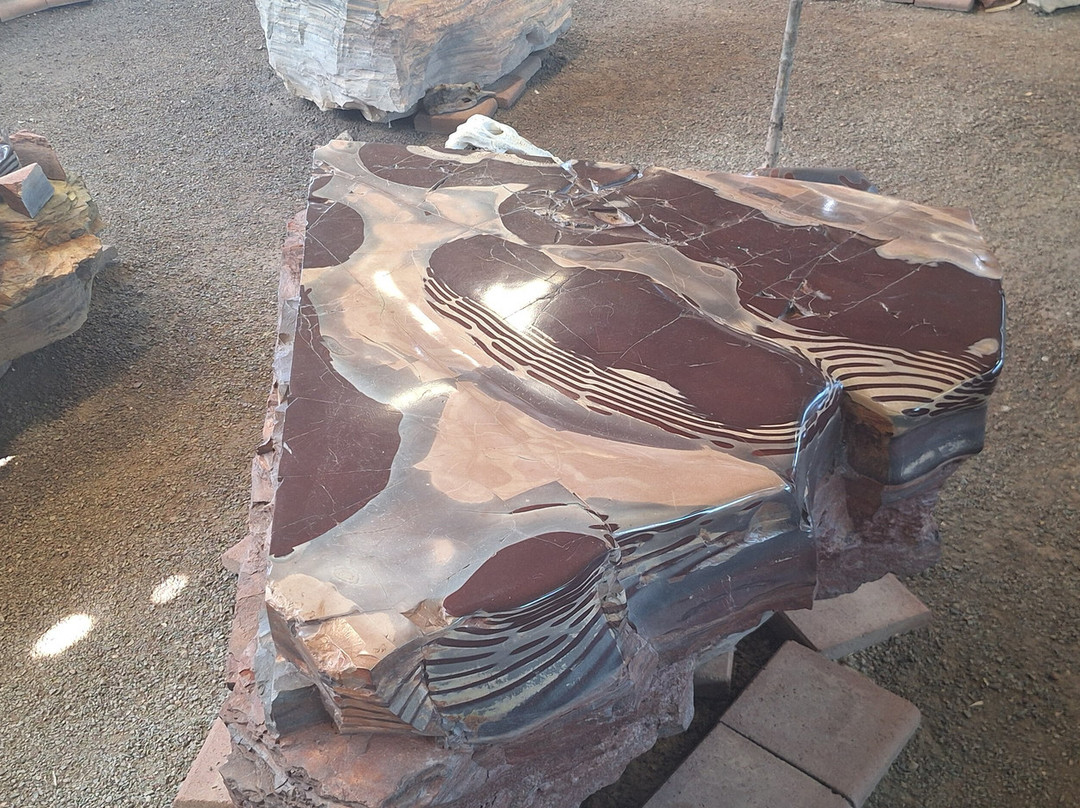 Zebra Stone-Rum Jungle必去景点