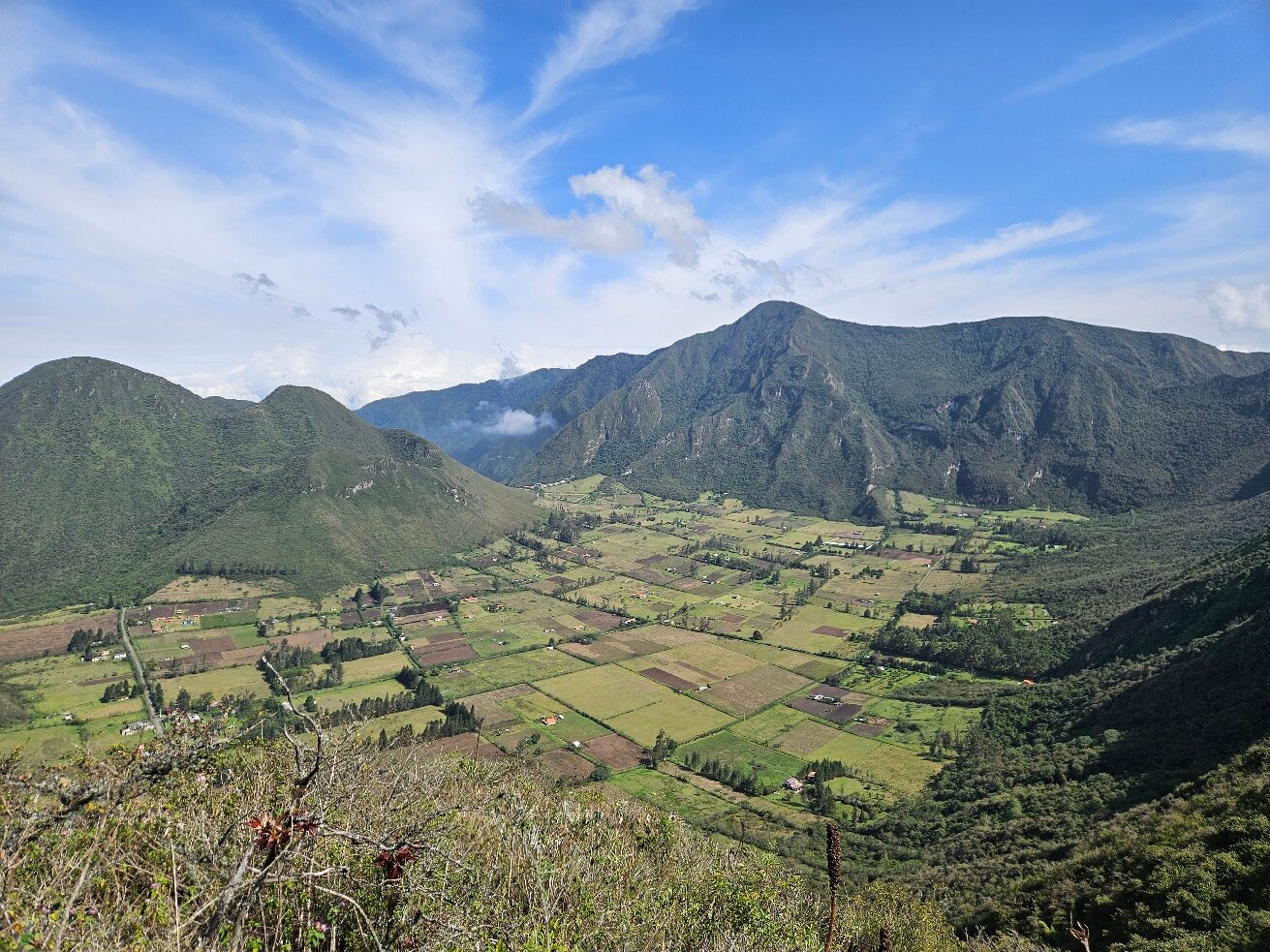 El Crater Hotel-官方