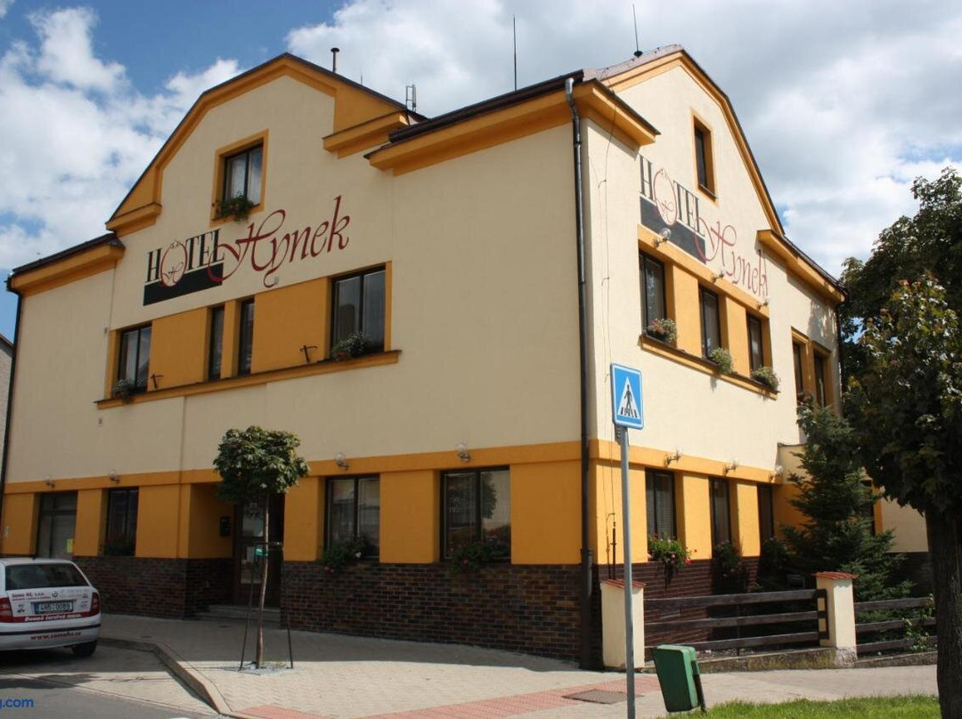 Nove Mesto nad Metuji酒店住宿-Hotel Hynek