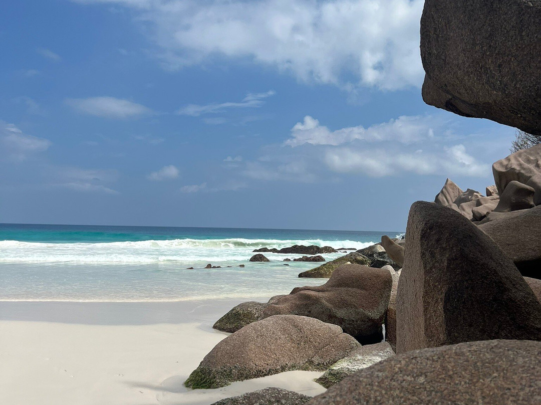 Petite Anse-拉迪格岛必去景点