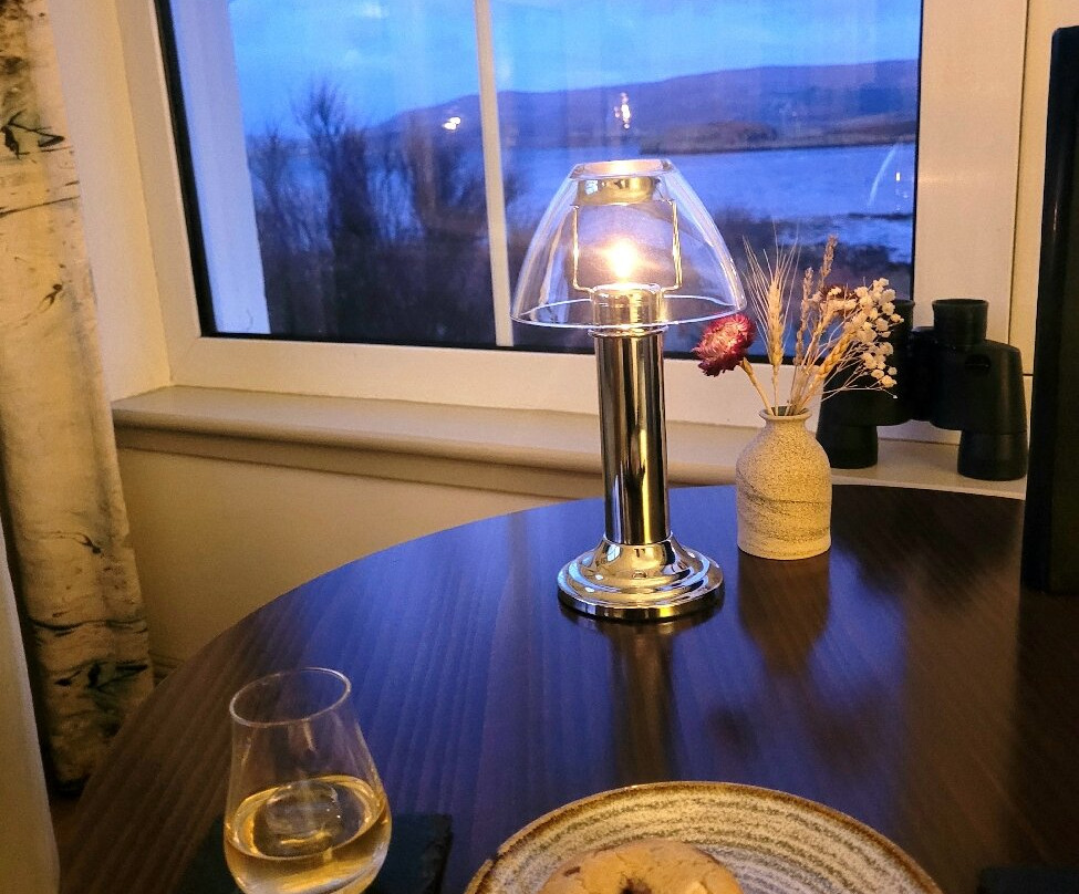 The Three Chimneys House Over-By主图