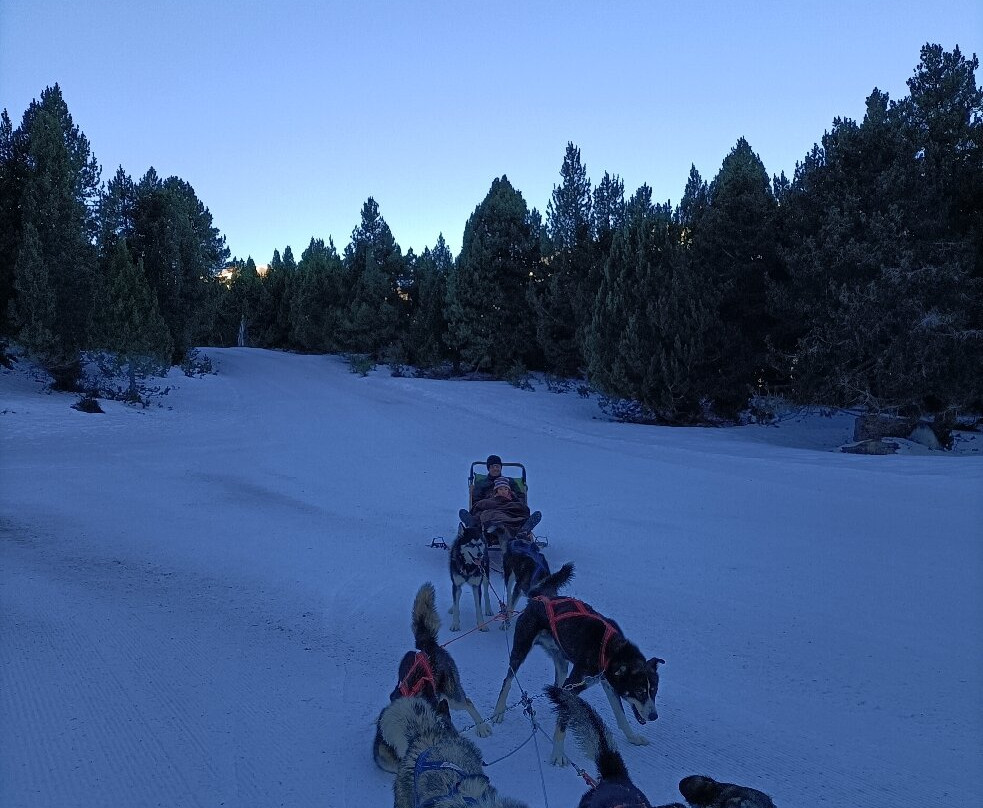 格兰德瓦利拉滑雪场-莱斯埃斯卡迪斯必去景点
