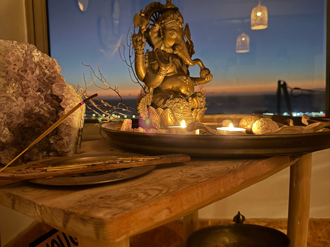 Blue Mind Surf & Yoga Tribe主图