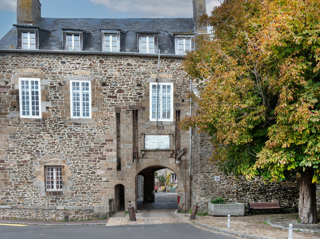 Haute Ville-格兰维尔必去景点