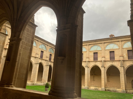 圣米兰素索修道院-San Millan de la Cogolla必去景点