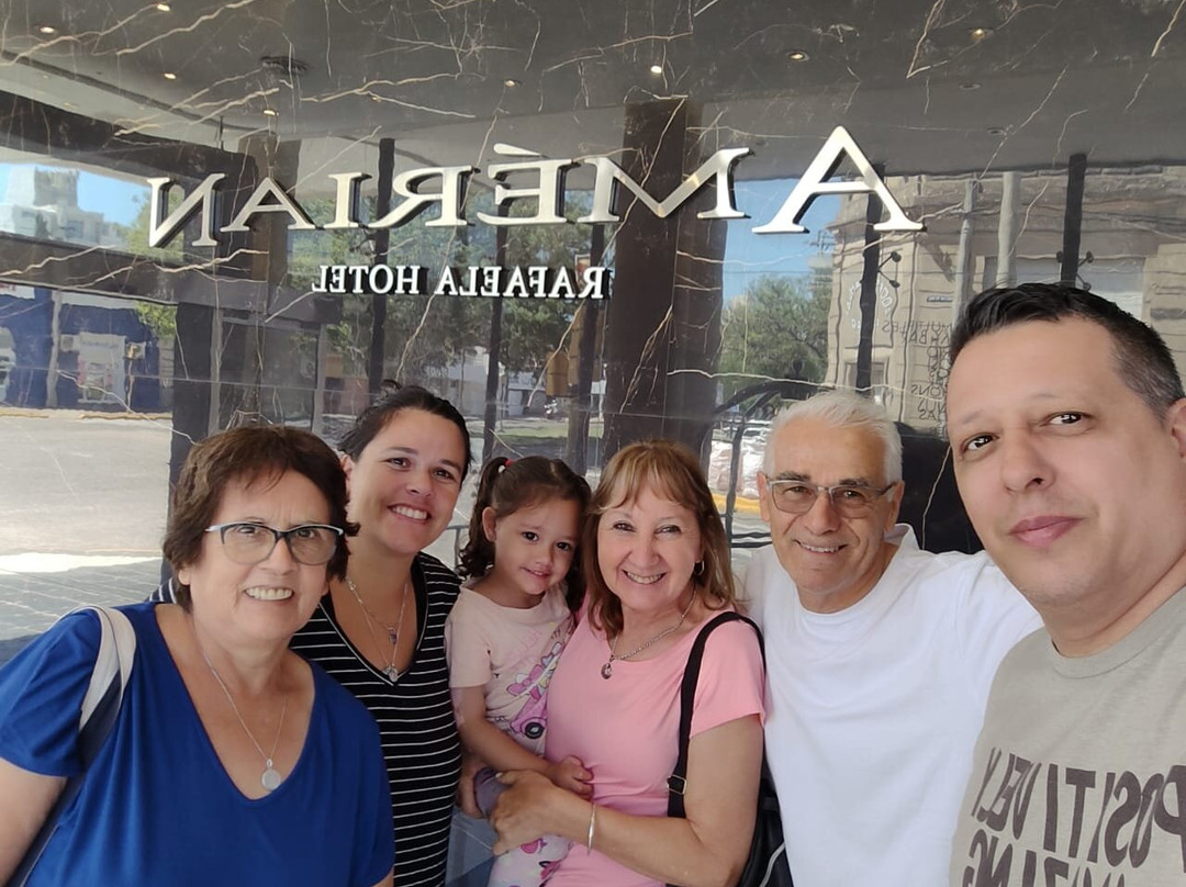 Amerian Rafaela Hotel主图