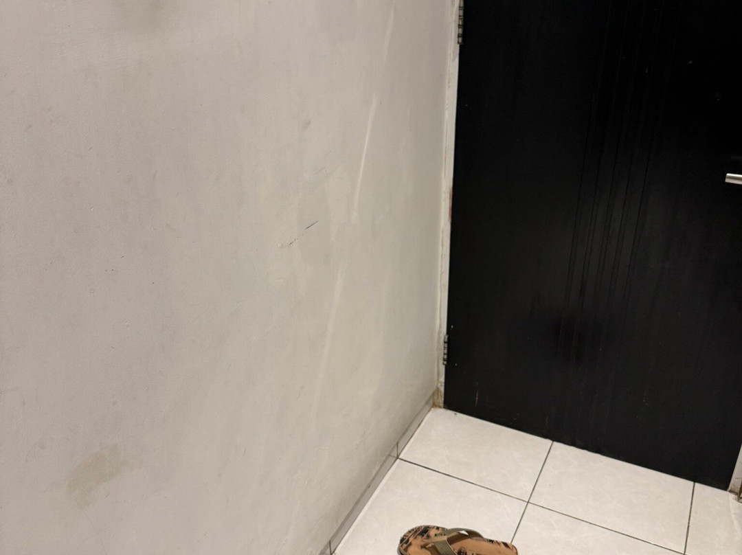 New Surya Hotel主图