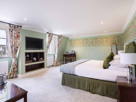 库勒登别墅酒店主图