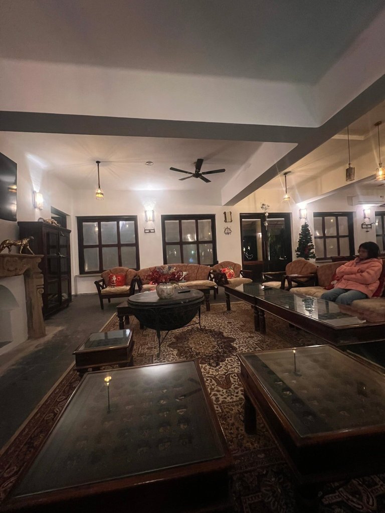 The Roaring Salvan County-官方