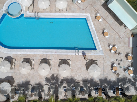 Angela Suites Boutique Hotel主图